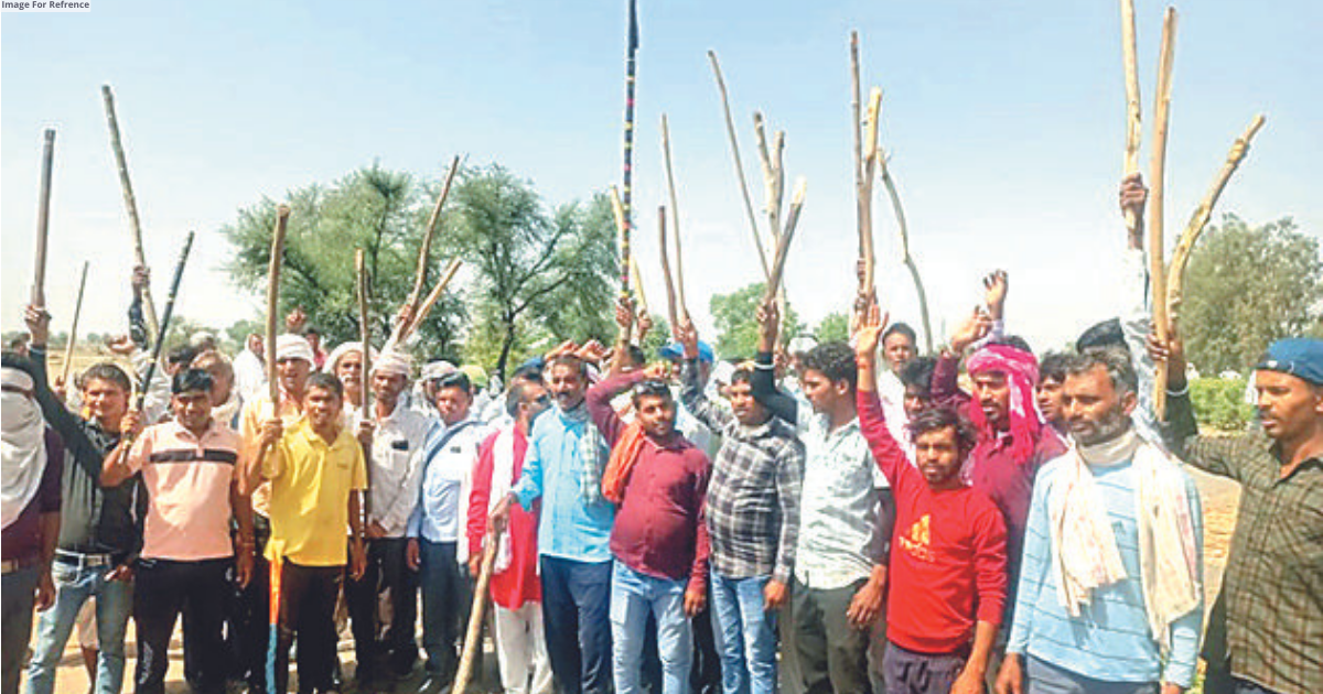 Saini community demands 12% quota, blocks NH-21